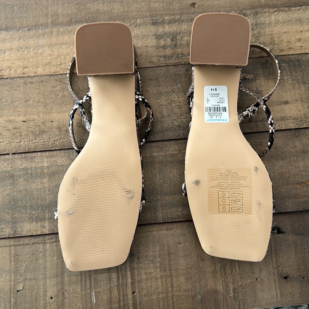 Primark Snakeskin Heel sandal - Picture 4 of 4